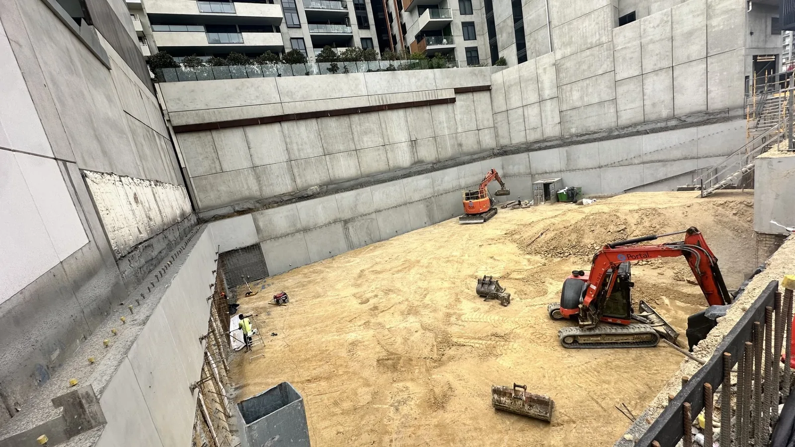 Lonsdale & High construction photo 2