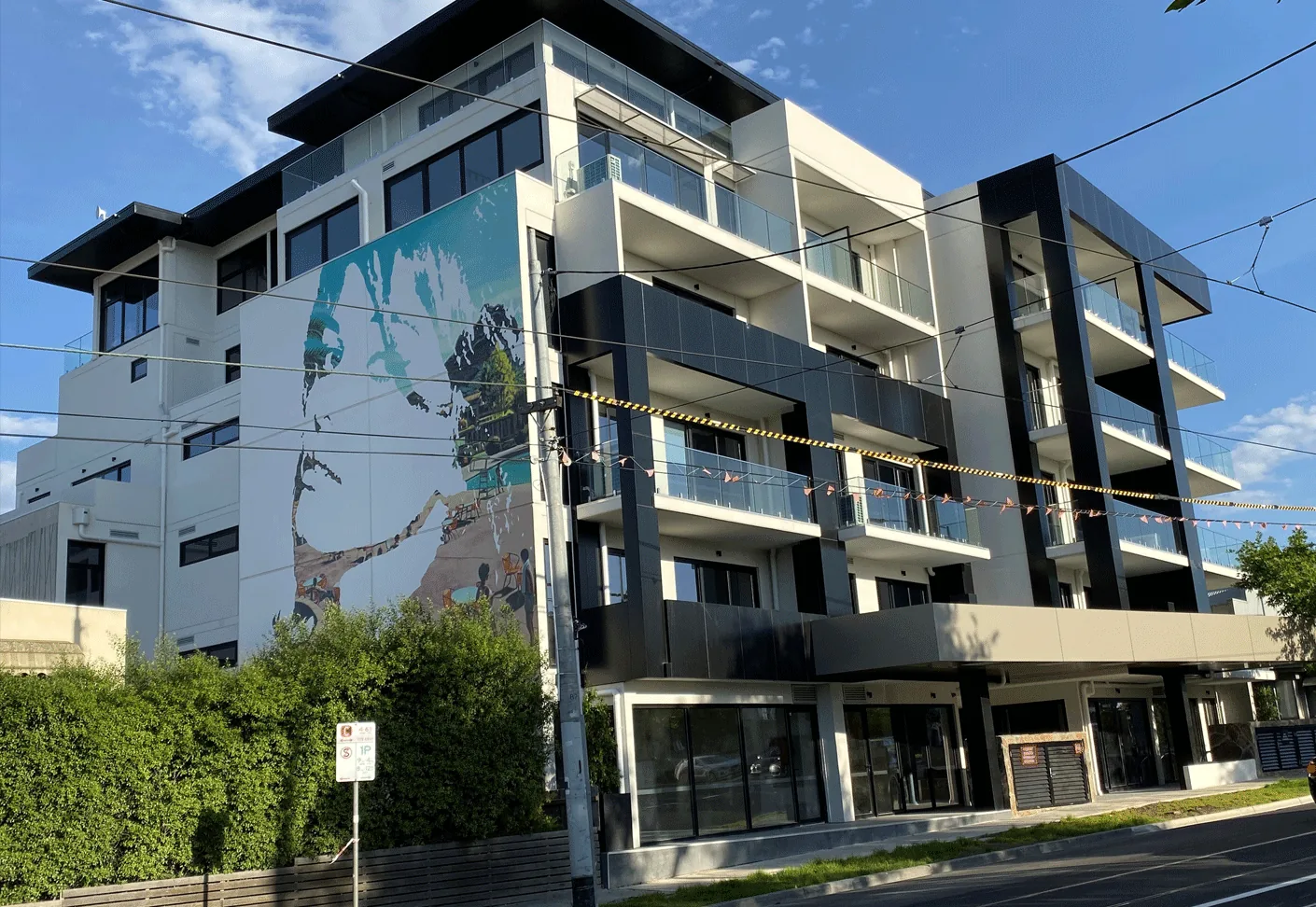The Modern construction photo 3